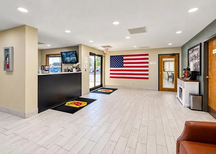 Super 8 By Wyndham Hot Springs